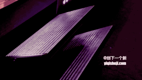 商店内所卖的东西包括牛奶、午餐、药品、书报、杂志、鞋等穿戴商品。你只需要挑选好你要的东西,扫描商品的条形码付款,不需要排队结账,拿东西走人就好了。